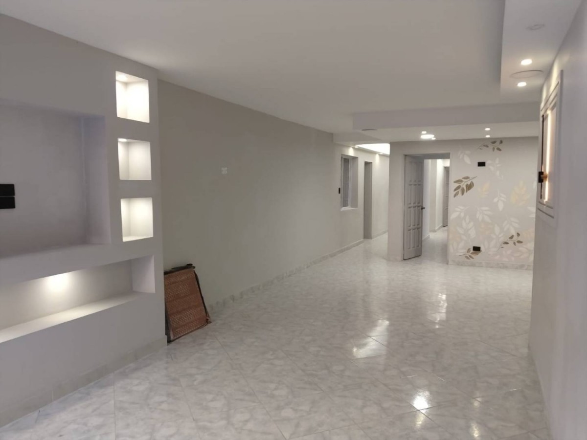 Casa en arriendo en La Magnolia, Envigado · foto 2 de 24