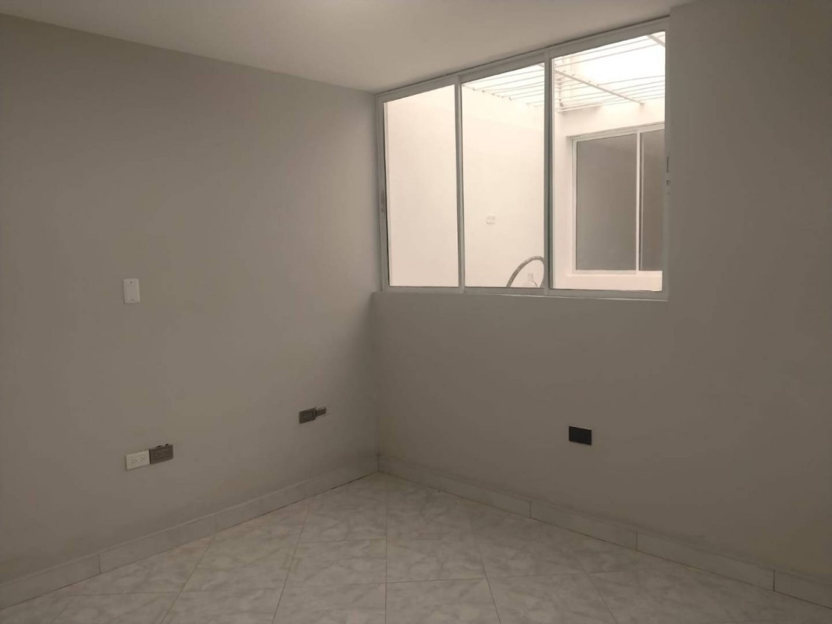 Casa en arriendo en La Magnolia, Envigado · foto 11 de 24