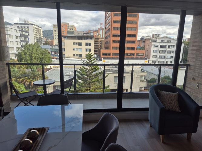 Apartamento de 2 alcobas en venta en Chico Norte, Bogotá, 117 m² · foto 11 de 19