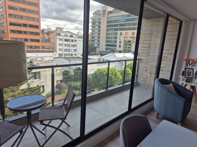 Apartamento de 2 alcobas en venta en Chico Norte, Bogotá, 117 m² · foto 15 de 19
