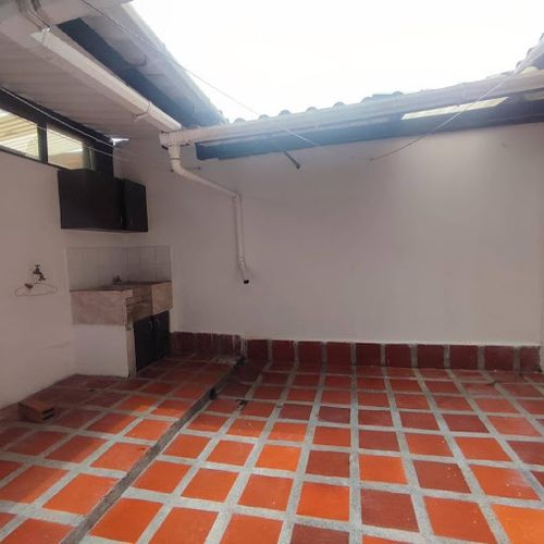 Casa de 5 alcobas en venta en Centro, Rionegro, 200 m² · foto 12 de 19