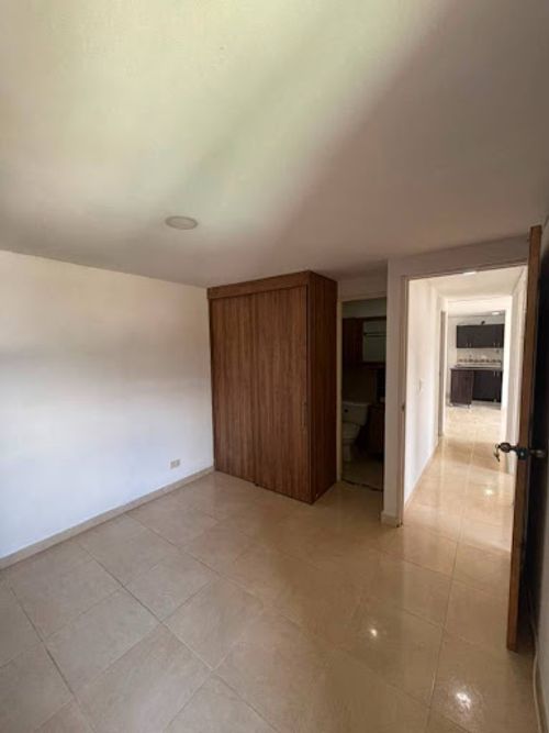 Apartamento de 3 alcobas en venta en Buenos Aires, Bello, 54 m² · foto 8 de 14