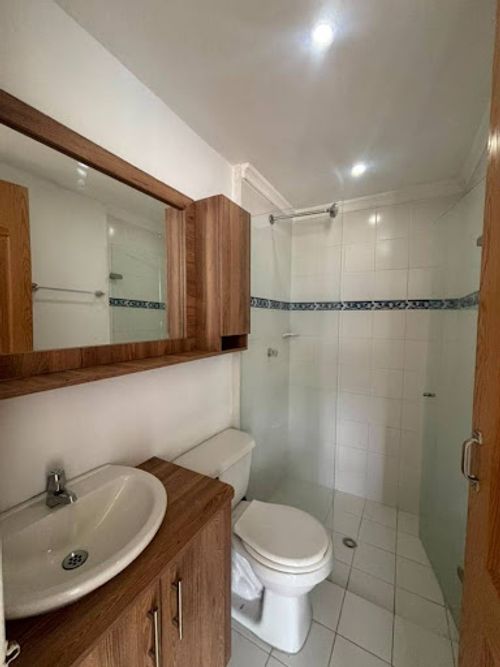Apartamento de 3 alcobas en venta en Buenos Aires, Bello, 54 m² · foto 11 de 14