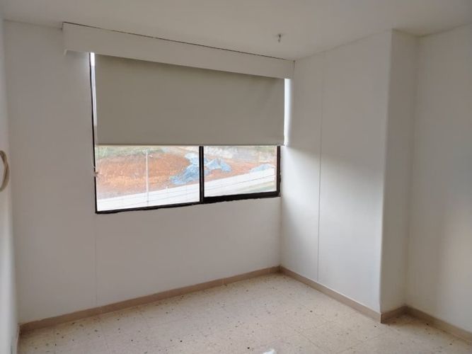 Apartamento de 3 alcobas en arriendo en El Castillo, Medellín, 120 m² · foto 11 de 18