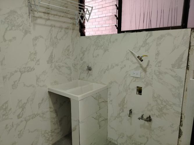 Apartamento de 3 alcobas en arriendo en El Castillo, Medellín, 120 m² · foto 15 de 18