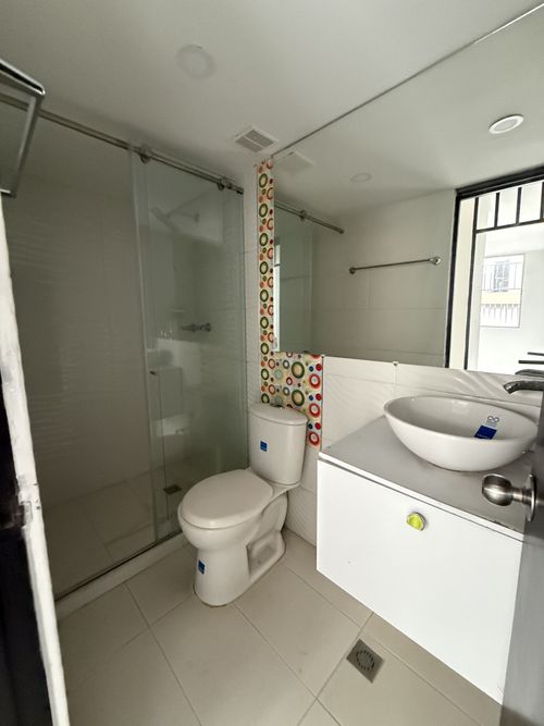 Apartamento de 3 alcobas en venta en Primero De Mayo, Cali, 62 m² · foto 7 de 13