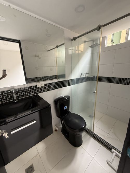 Apartamento de 3 alcobas en venta en Primero De Mayo, Cali, 62 m² · foto 9 de 13