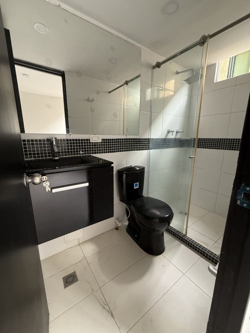 Apartamento de 3 alcobas en venta en Primero De Mayo, Cali, 62 m² · foto 10 de 13
