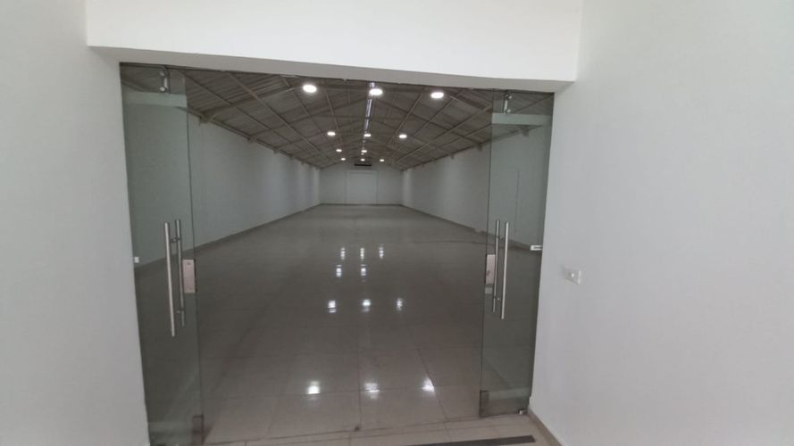 Local en arriendo en Belalcazar, Yumbo, 424 m² · foto 21 de 24