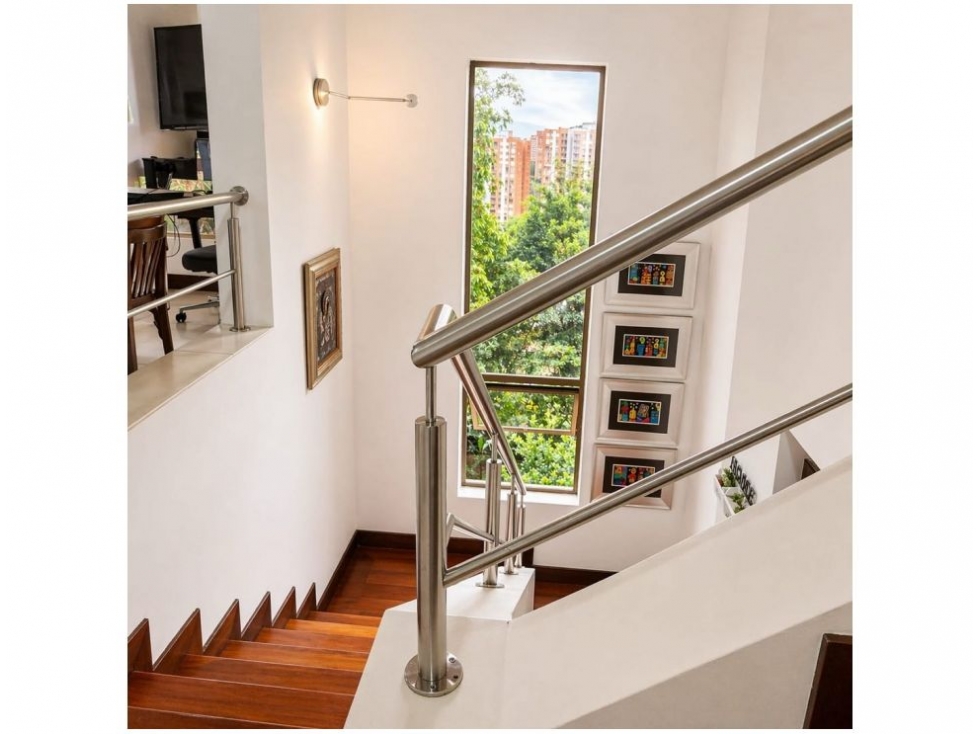Casa en venta en El Poblado, Medellín 5