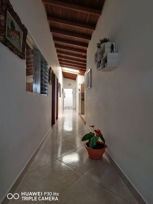 Casa de 3 alcobas en venta en Manrique Central, Medellín, 74 m² · foto 5 de 19