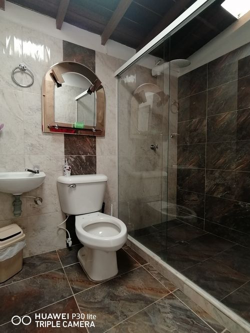 Casa de 3 alcobas en venta en Manrique Central, Medellín, 74 m² · foto 12 de 19