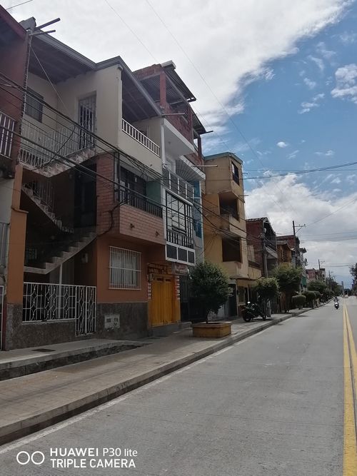 Casa de 3 alcobas en venta en Manrique Central, Medellín, 74 m² · foto 18 de 19