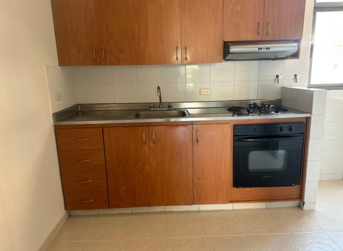 Apartamento en venta en El Portal, Envigado · foto 5 de 16