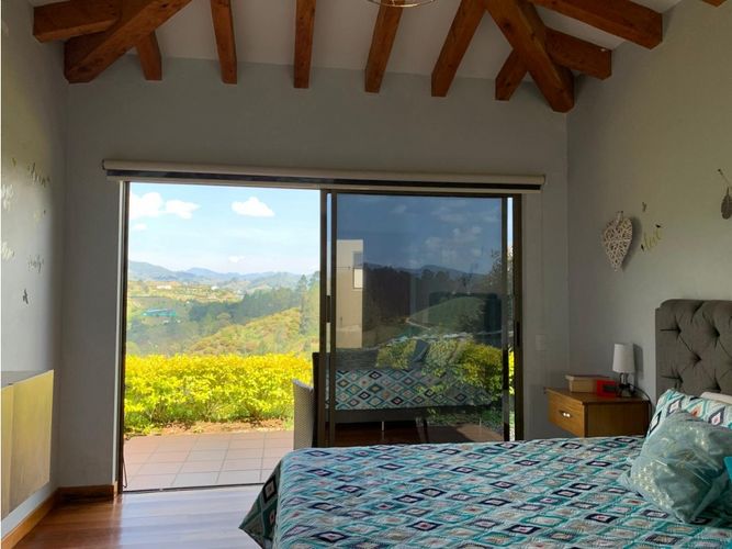 Finca en venta en El Retiro, 180 m² · foto 4 de 10