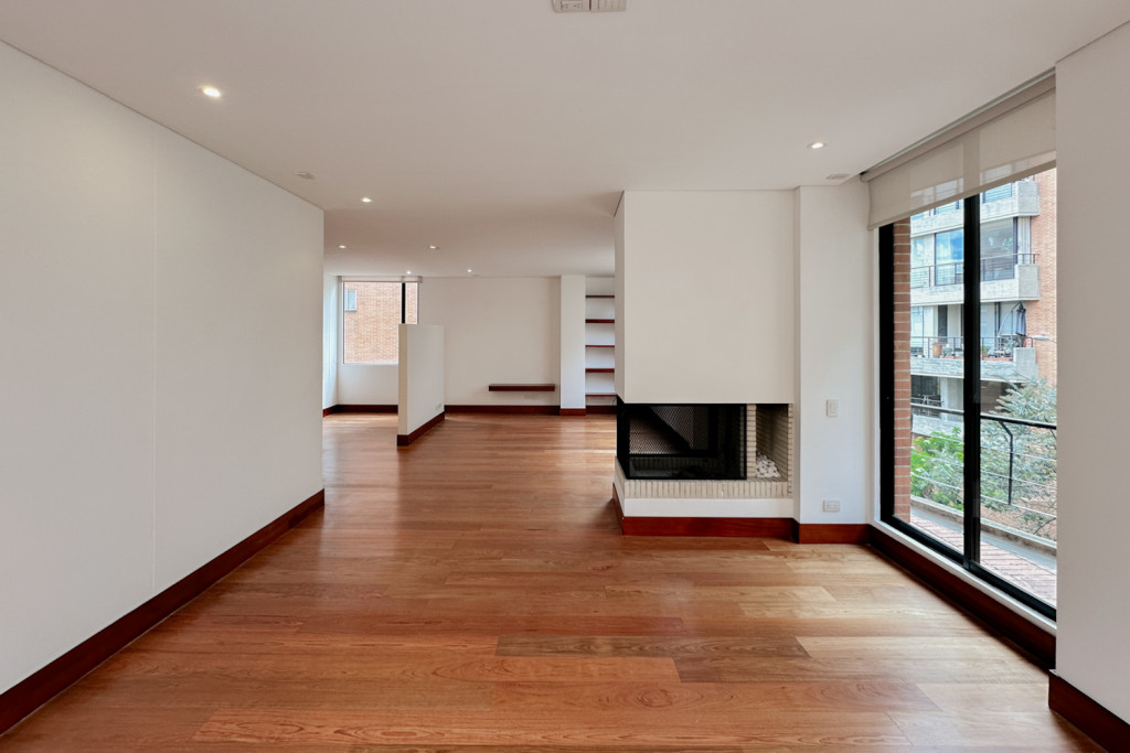 Apartamento en venta en Chicó Alto, Bogotá · foto 4 de 24