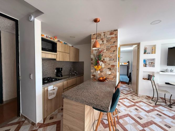 Apartamento de 2 alcobas en venta en Ricaurte, 50 m² · foto 2 de 19