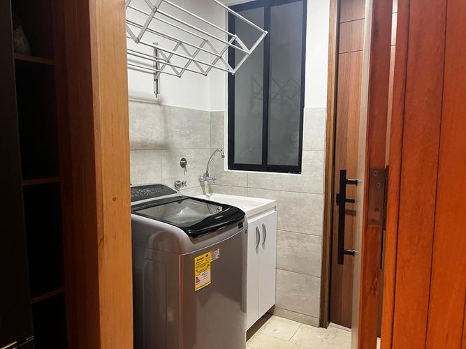 Casa de 3 alcobas en venta en Santa Catalina, Envigado, 202 m² · foto 5 de 24