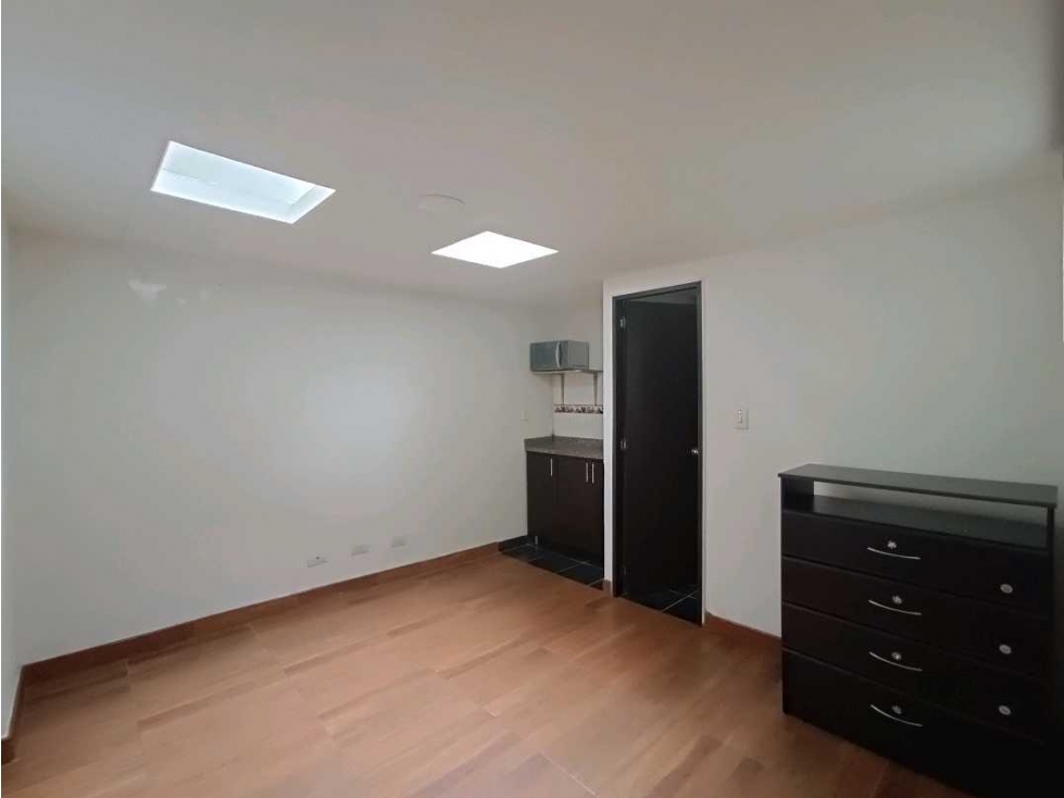 Apartaestudio en arriendo en Milan, Manizales · foto 2 de 13