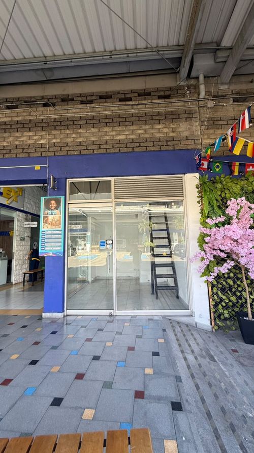 Local en arriendo en Viviendas Del Sur, Itagüí, 15 m² · foto 2 de 8