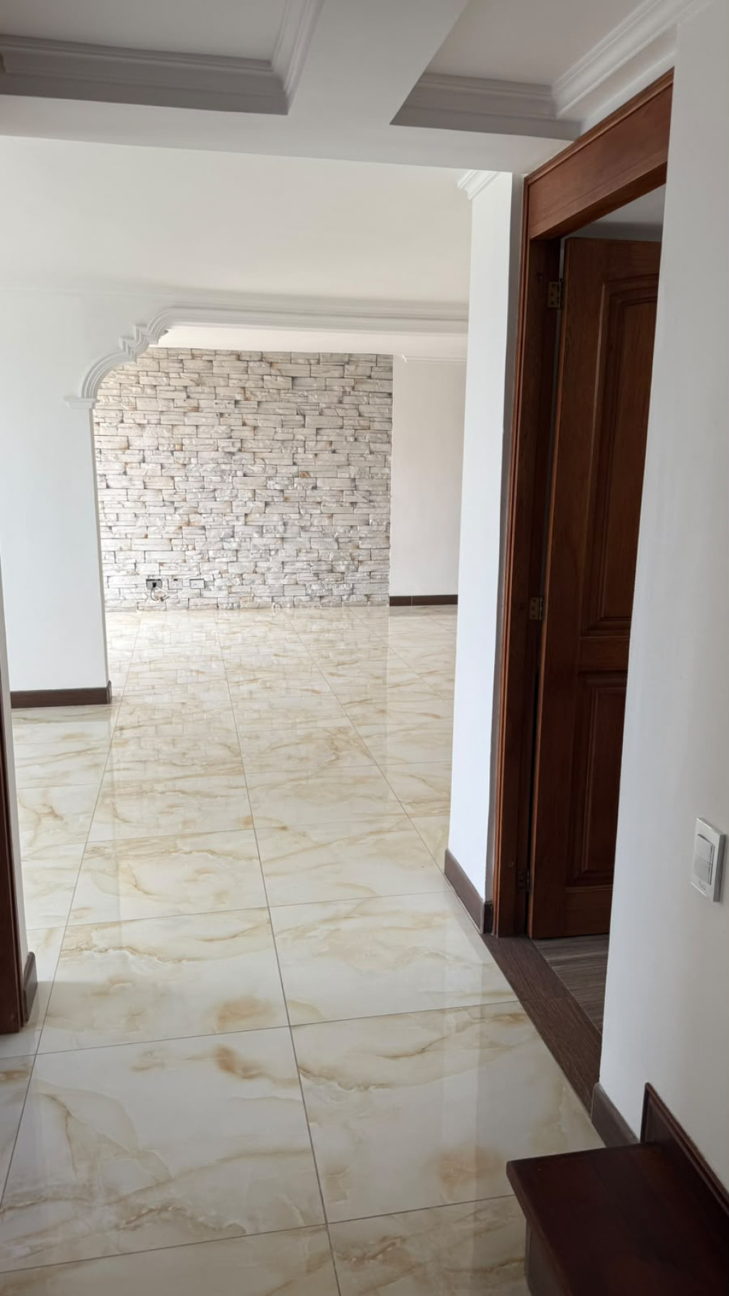 Apartamento en arriendo en Las Palmas, Medellín · foto 4 de 24