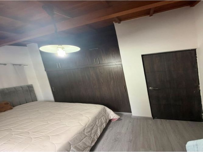Casa de 4 alcobas en venta en Rodeo Alto, Medellín, 130 m² · foto 9 de 22