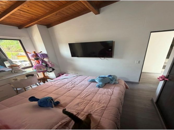 Casa de 4 alcobas en venta en Rodeo Alto, Medellín, 130 m² · foto 12 de 22