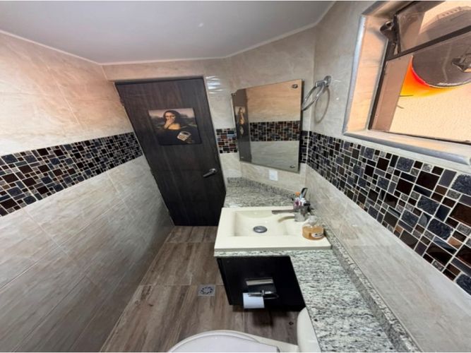 Casa de 4 alcobas en venta en Rodeo Alto, Medellín, 130 m² · foto 14 de 22