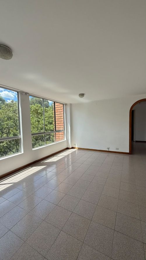 Apartamento de 3 alcobas en arriendo en Vía Las Palmas, Medellín, 96 m² · foto 2 de 14