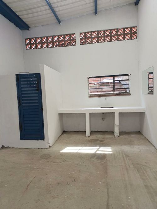 Bodega en arriendo en Naranjal, Medellín, 80 m² · foto 4 de 4