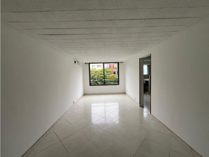 Apartamento de 3 alcobas en venta en El Sena, Cali, 58 m² · foto 2 de 22