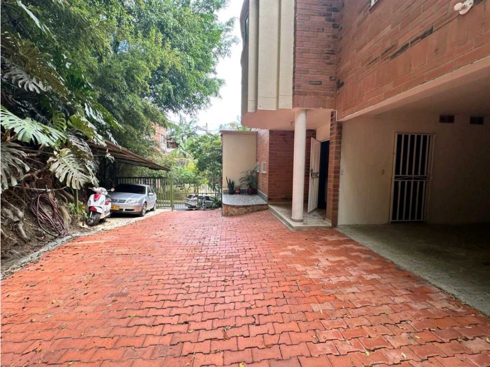 3BR Apartment in El esmeraldal (90 m²)