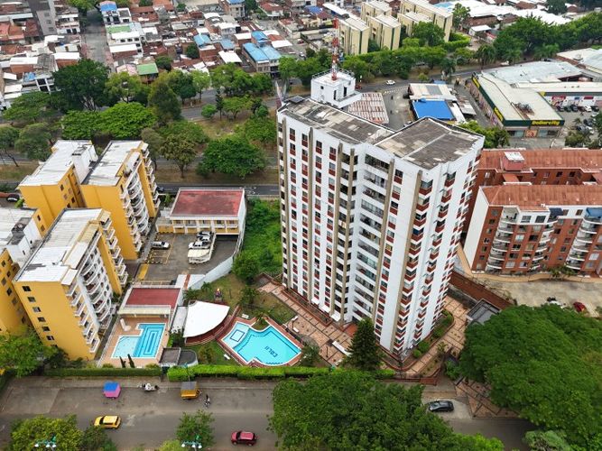 Apartamento en venta en Colseguros Andes, Cali · foto 2 de 24