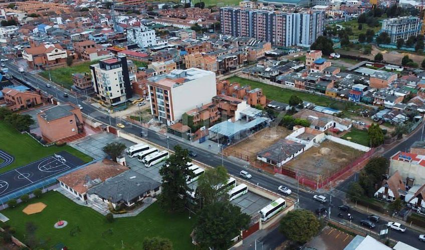 Lote en venta en Bachue, Chía, 1800 m² · foto 3 de 6