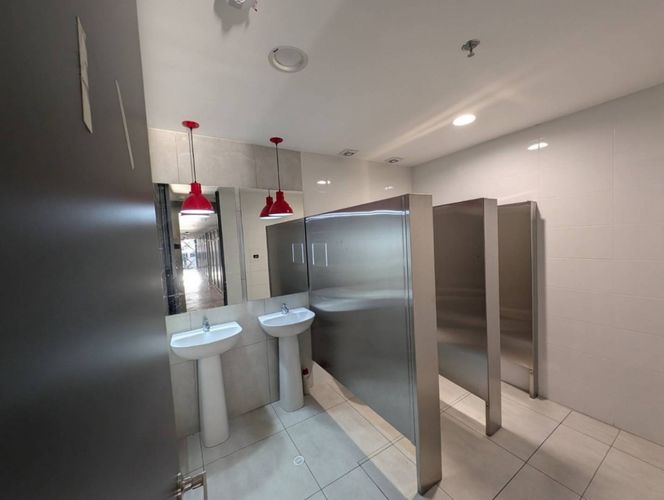 Local en arriendo en Villa Carlota, Medellín, 503 m² · foto 5 de 7