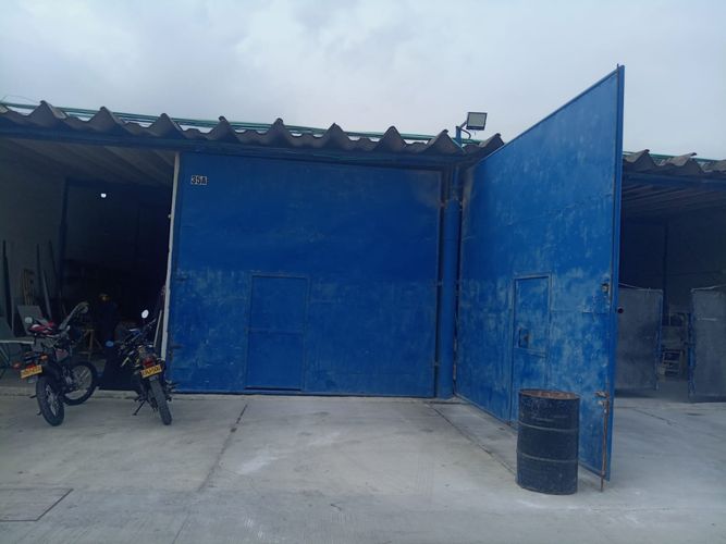 Bodega en arriendo en Las Flores, Barranquilla, 108 m² · foto 3 de 3