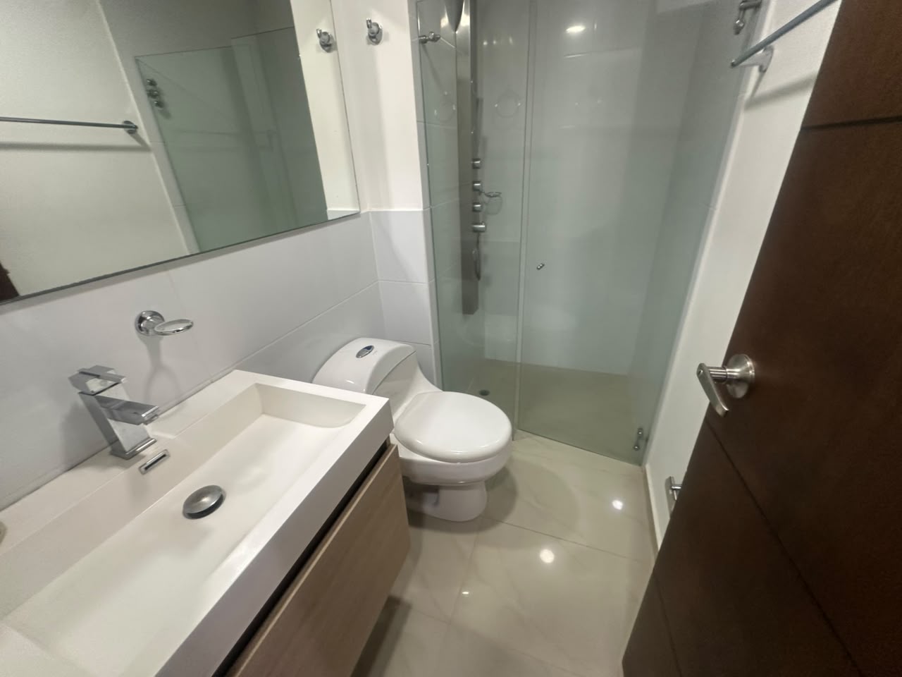 Apartamento en venta en Pinares, Pereira · foto 5 de 23