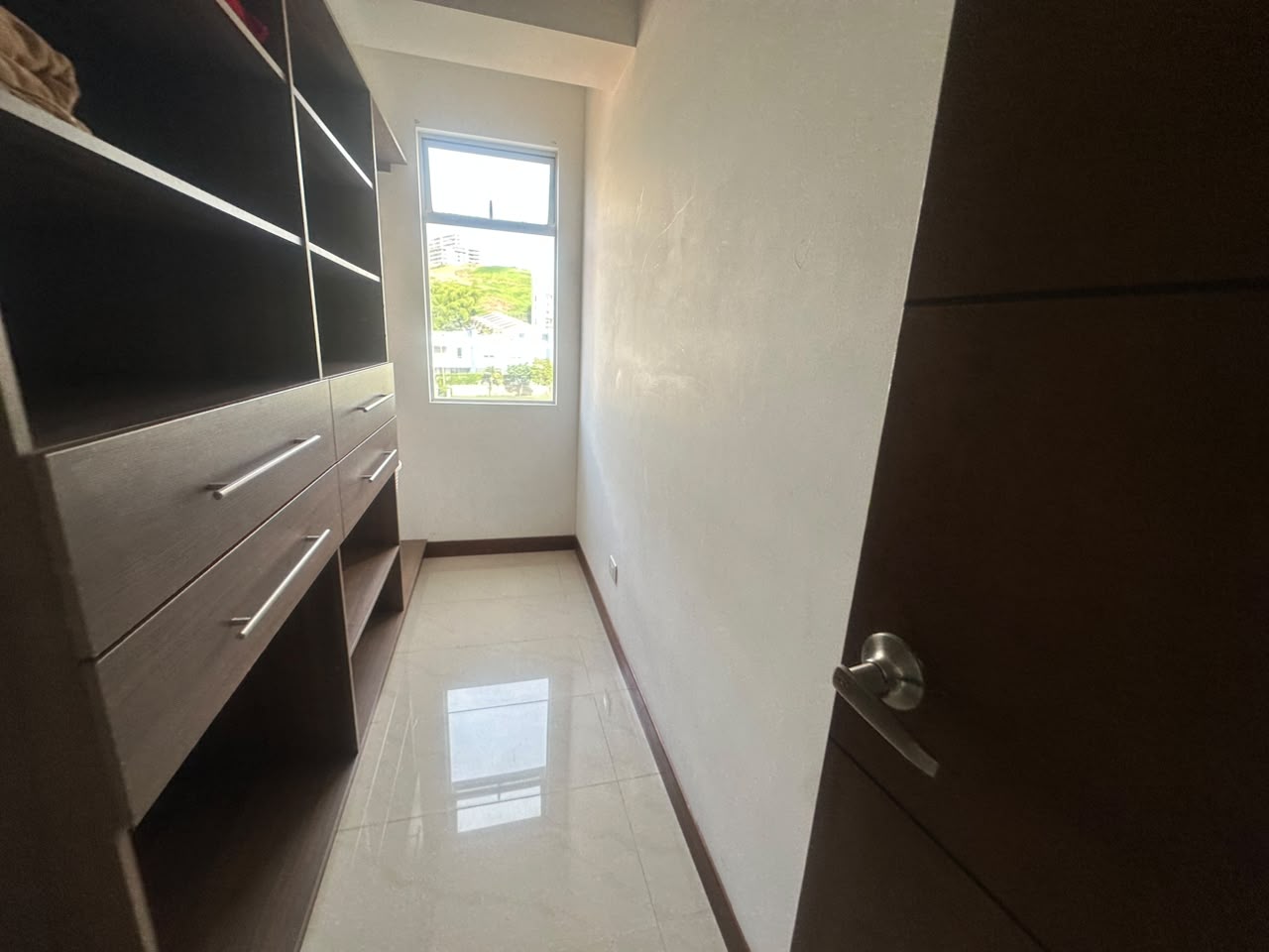 Apartamento en venta en Pinares, Pereira · foto 8 de 23