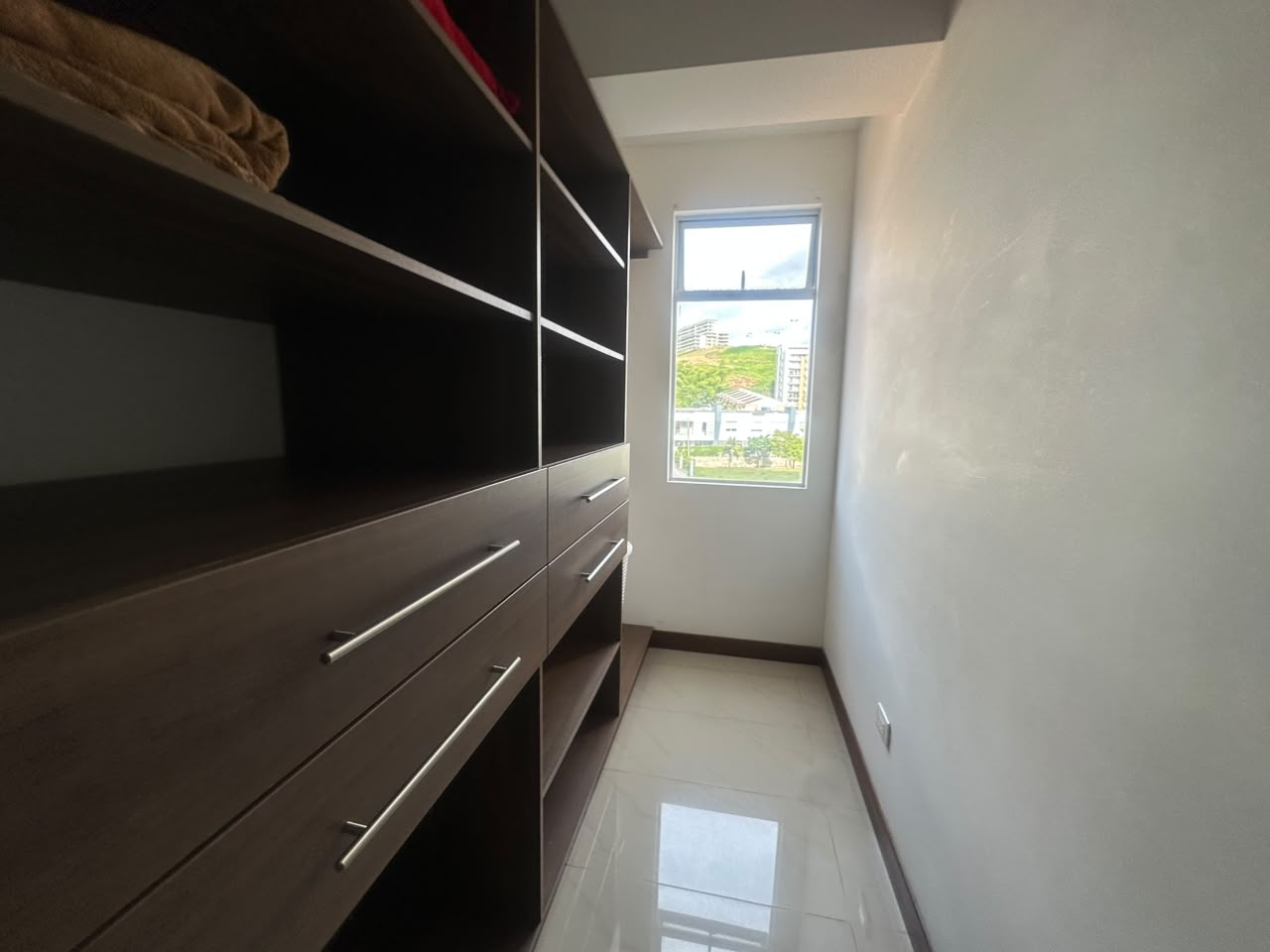 Apartamento en venta en Pinares, Pereira · foto 10 de 23