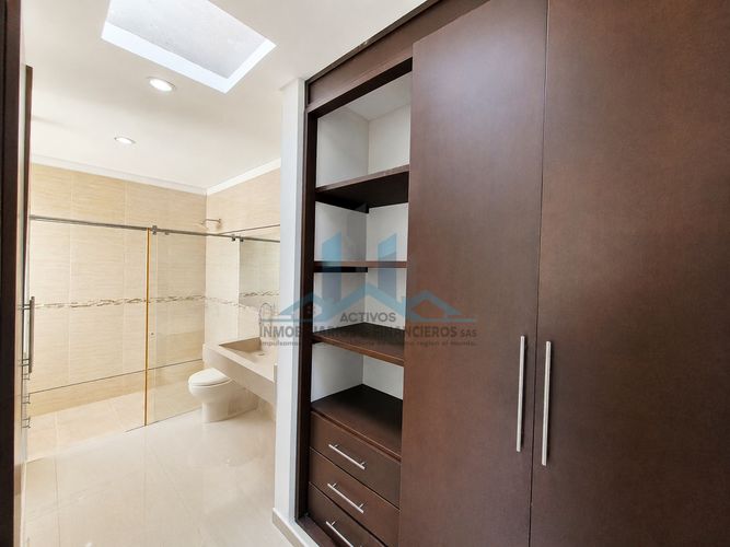 Casa de 4 alcobas en venta en Aqualina Orange, Girardot, 172 m² · foto 8 de 24