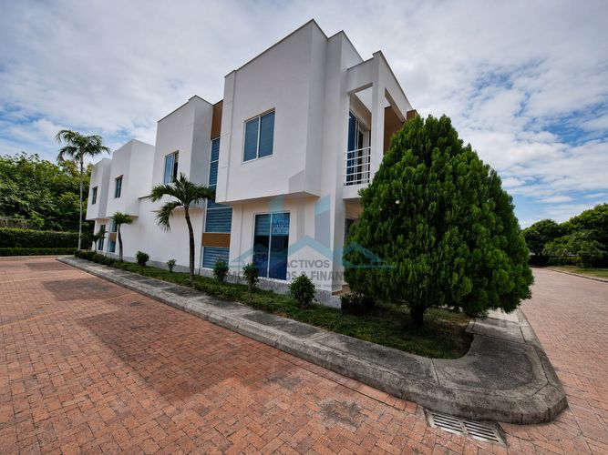 Casa de 4 alcobas en venta en Aqualina Orange, Girardot, 172 m² · foto 18 de 24