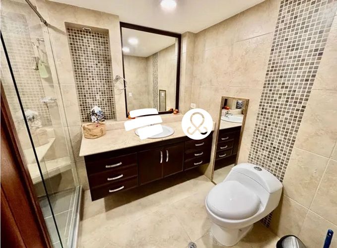 Apartamento en venta en El Poblado, Medellín · foto 6 de 10