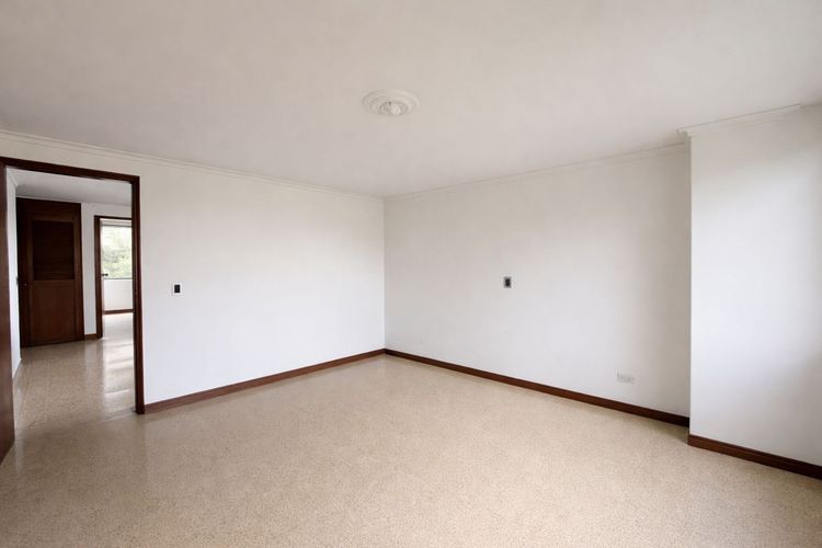 Apartamento de 3 alcobas en venta en La Florida, Medellín, 136 m² · foto 14 de 19