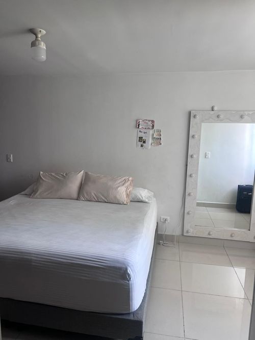 Apartamento de 3 alcobas en venta en Rio Frio, Floridablanca, 100 m² · foto 7 de 13