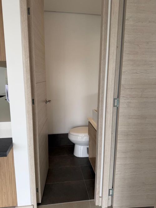 Apartamento de 1 alcoba en venta en El Tesoro, Medellín, 68 m² · foto 13 de 16