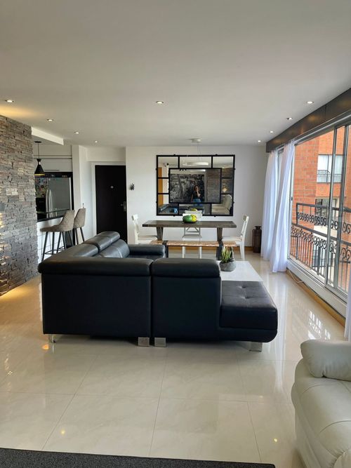 Apartamento de 2 alcobas en venta en Cristales, Cali, 125 m² · foto 4 de 24