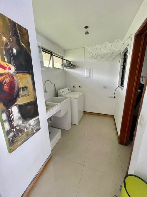 Apartamento de 2 alcobas en venta en Cristales, Cali, 125 m² · foto 22 de 24