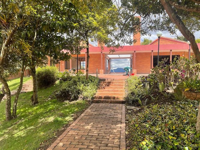 Lote en venta en Sindamanoy, Chía, 13100 m² · foto 12 de 24