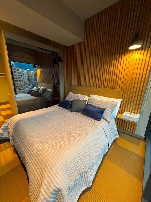 Apartaestudio en venta en Chicó Navarra, Bogotá, 27 m² · foto 3 de 21