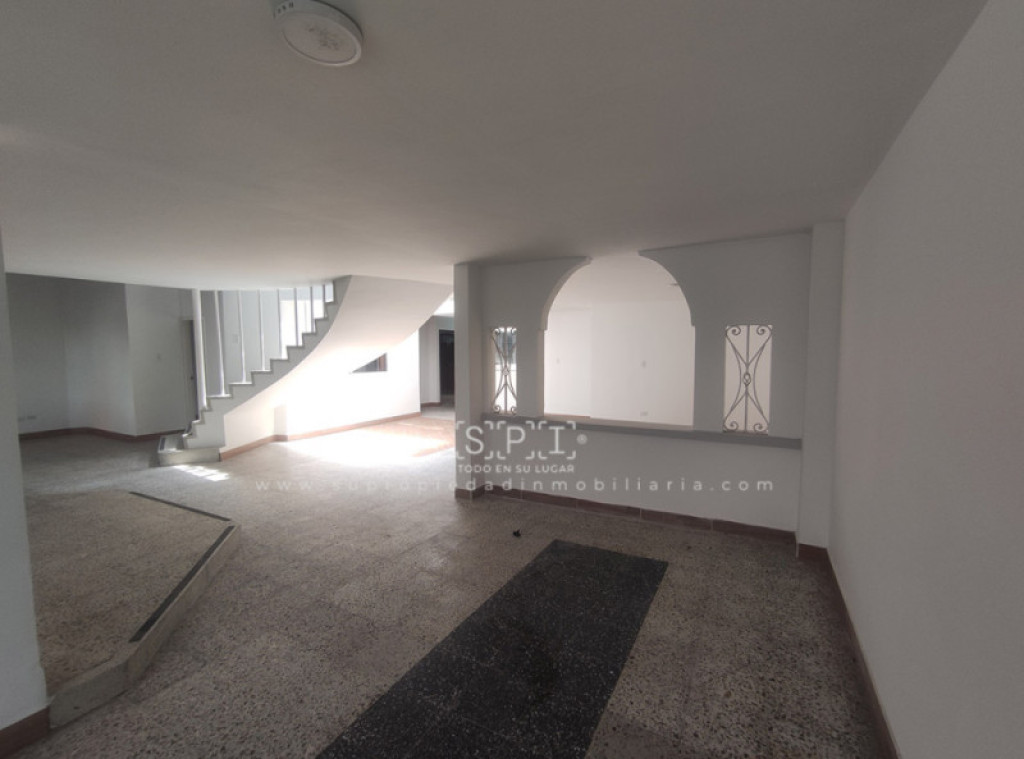 Casa en venta en Conquistadores, Medellín 3